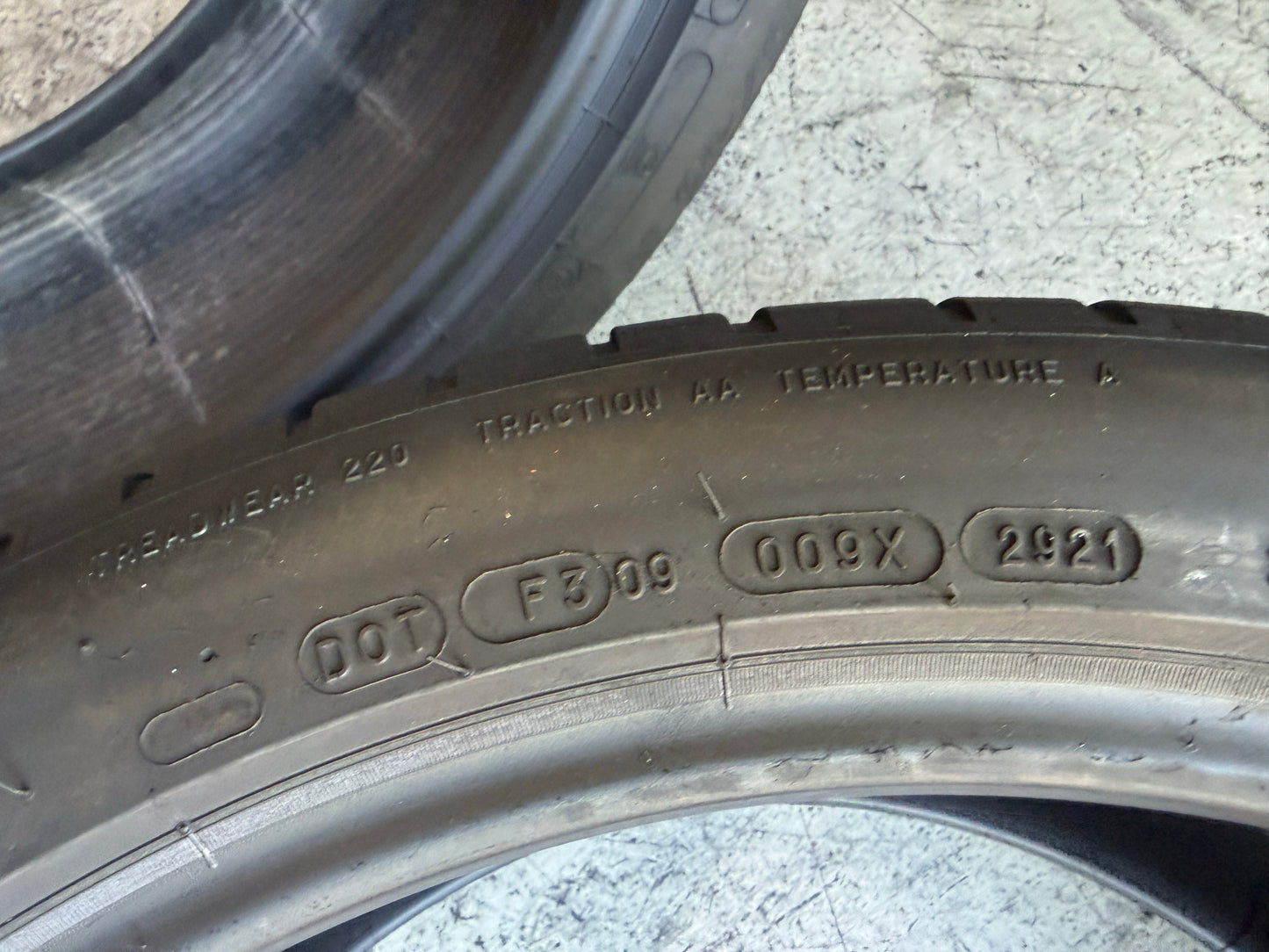 Usato: 2 Pneumatici Michelin Latitude Sport 3 265/40R21 101Y Estivi 90% residui