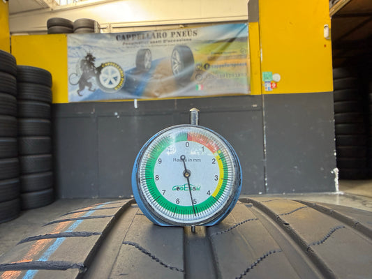 Usato: 2 Pneumatici Bridgestone Turanza 6 ENLITEN 235/35R19 91Y XL Estivi 80% residui