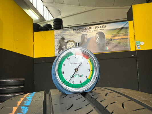 Usato: 1 Gomma 205/65R16C 107/105T Goodyear Estiva 80% residui