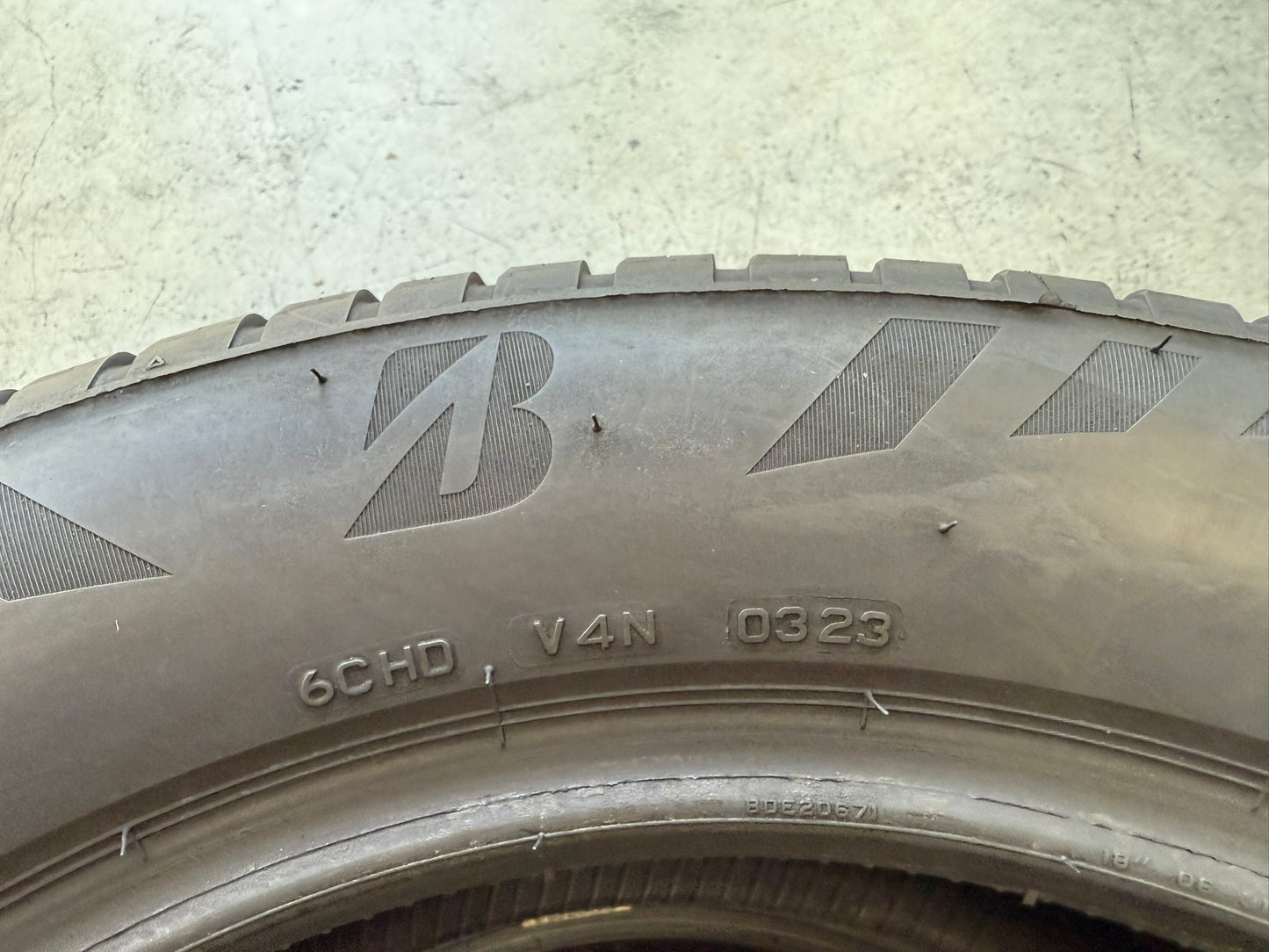 Usato: 2 Gomme 225/60R18 104V XL Bridgestone 4 Stagioni 90% residui