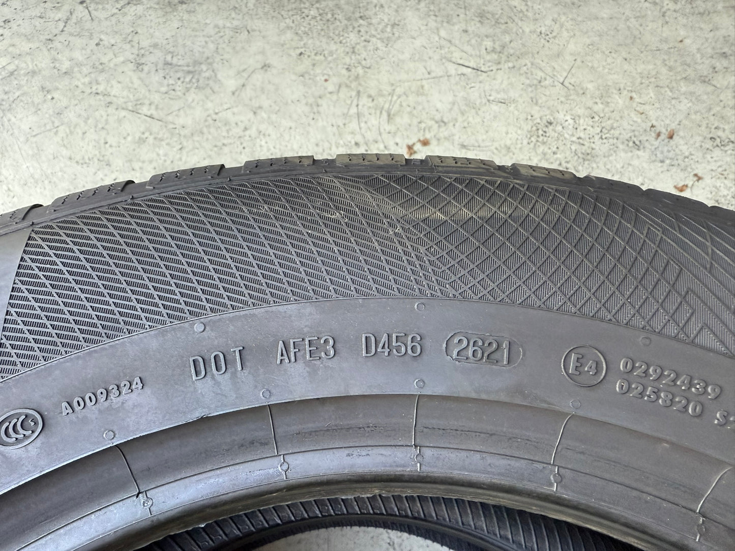 Usato: 2 Gomme 215/65R17 99H Continental Invernali 80% residui