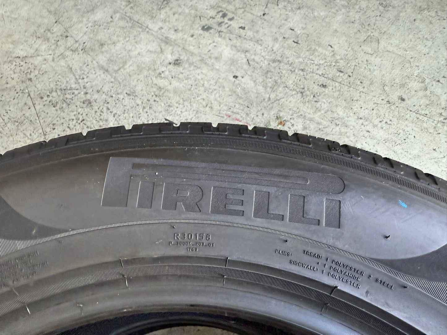 Usato: 2 Gomme 215/65R17 99H Pirelli Invernali 90% residui