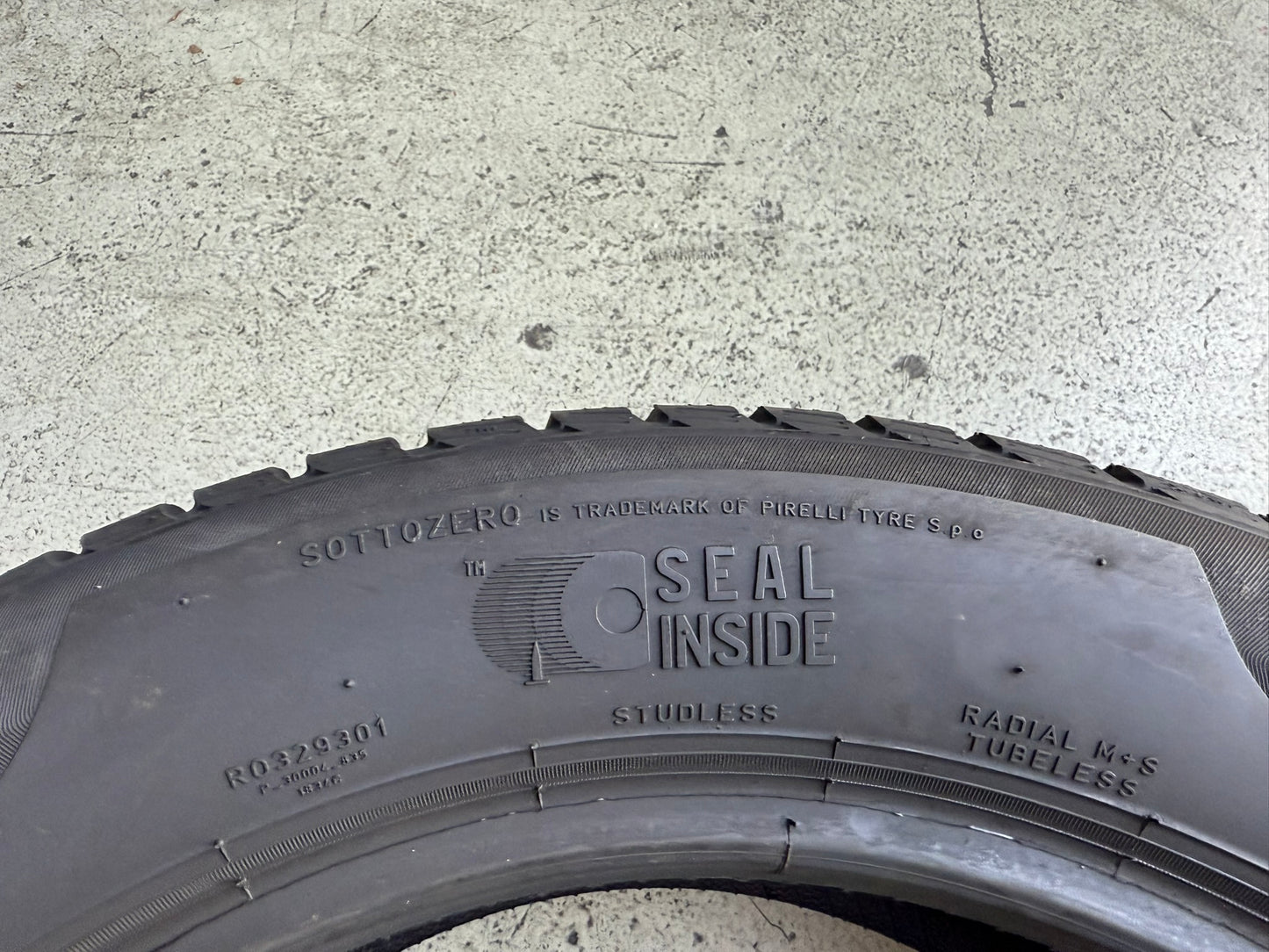 Usato: 4 Gomme 215/55R17 94H Pirelli Invernali 80% residui