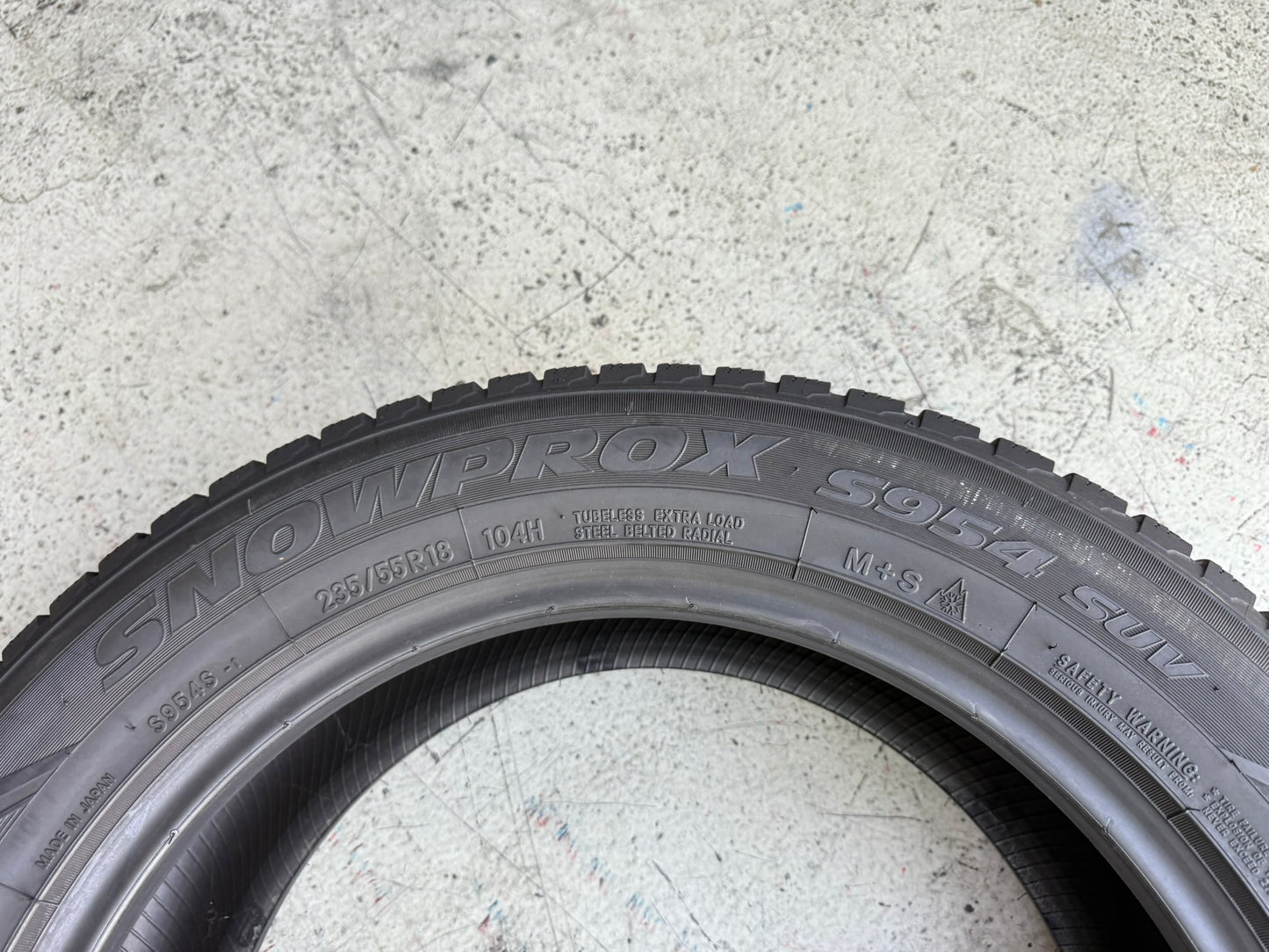Usato: 4 Gomme 235/55R18 104H XL Toyo Invernali 90% residui