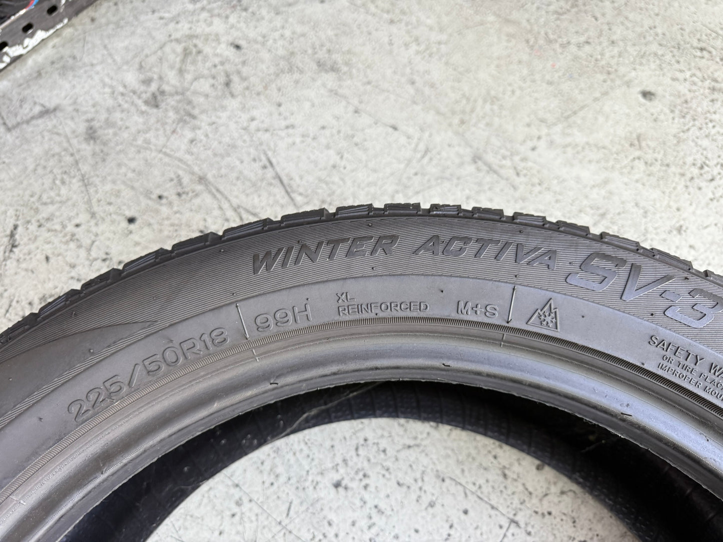 Usato: 4 Gomme 225/50R18 99H XL Nankang Invernali 90% residui