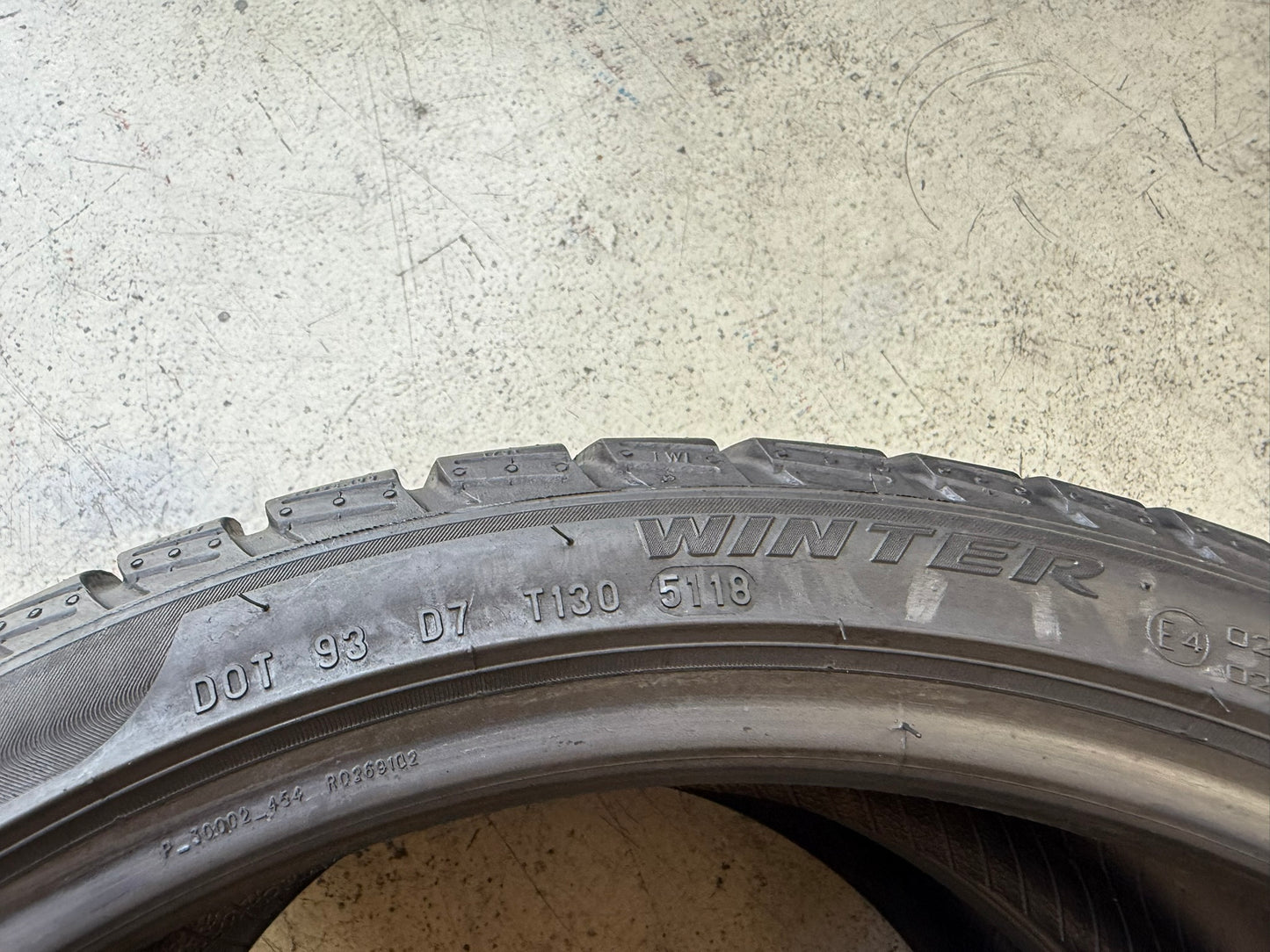 Usato: 2 Gomme 205/40R18 86V XL Pirelli Invernali 75% residui