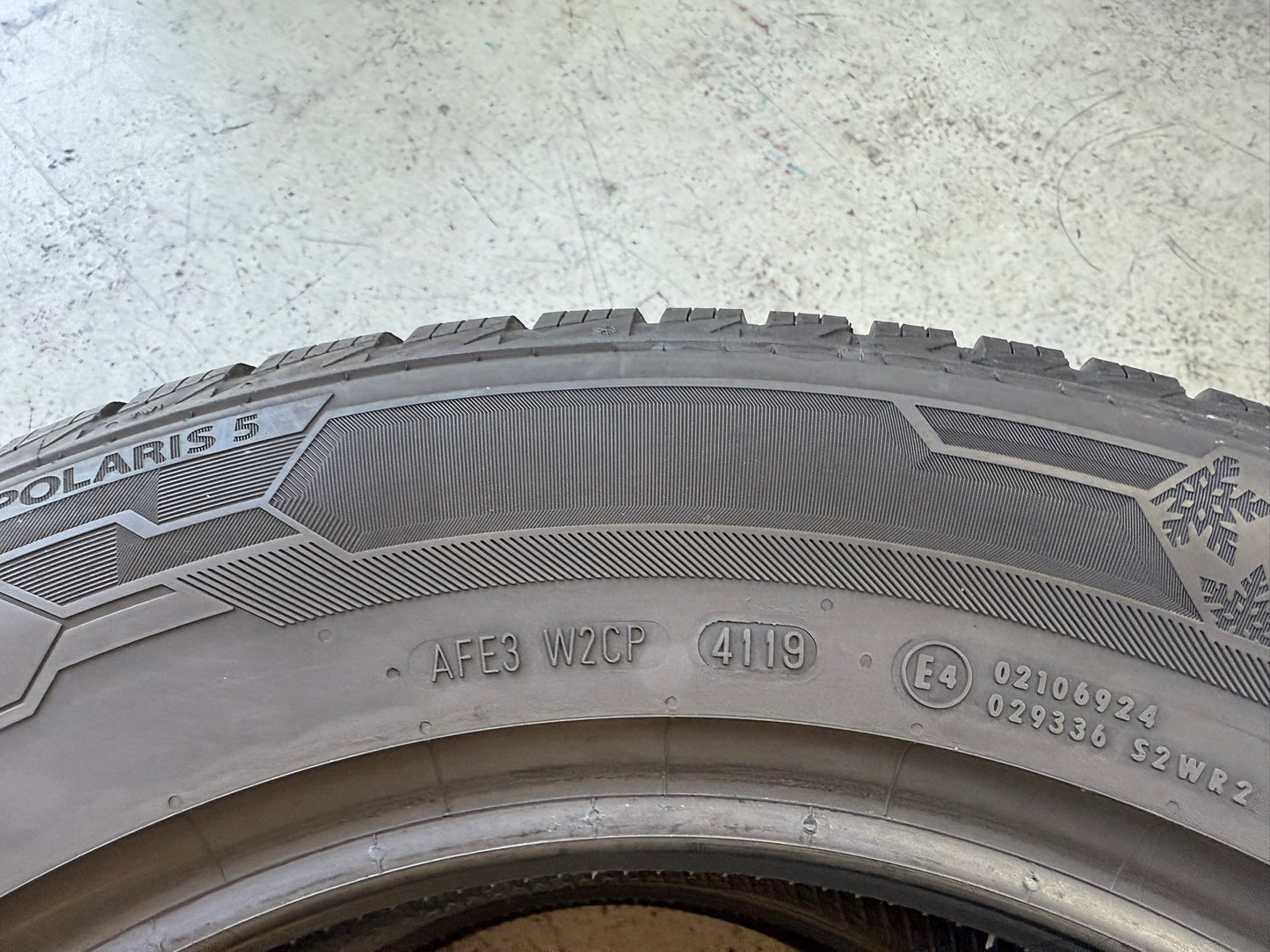 Usato: 2 Gomme 215/65R17 103H XL Barum Invernali 85% residui