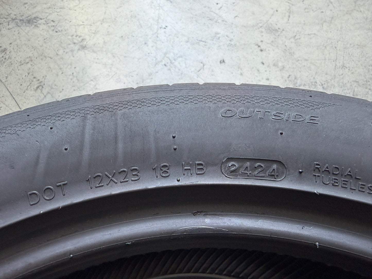 Usato: 2 Pneumatici Hankook Ventus Prime 4 235/50R19 103Y XL Estivi 85% Residui
