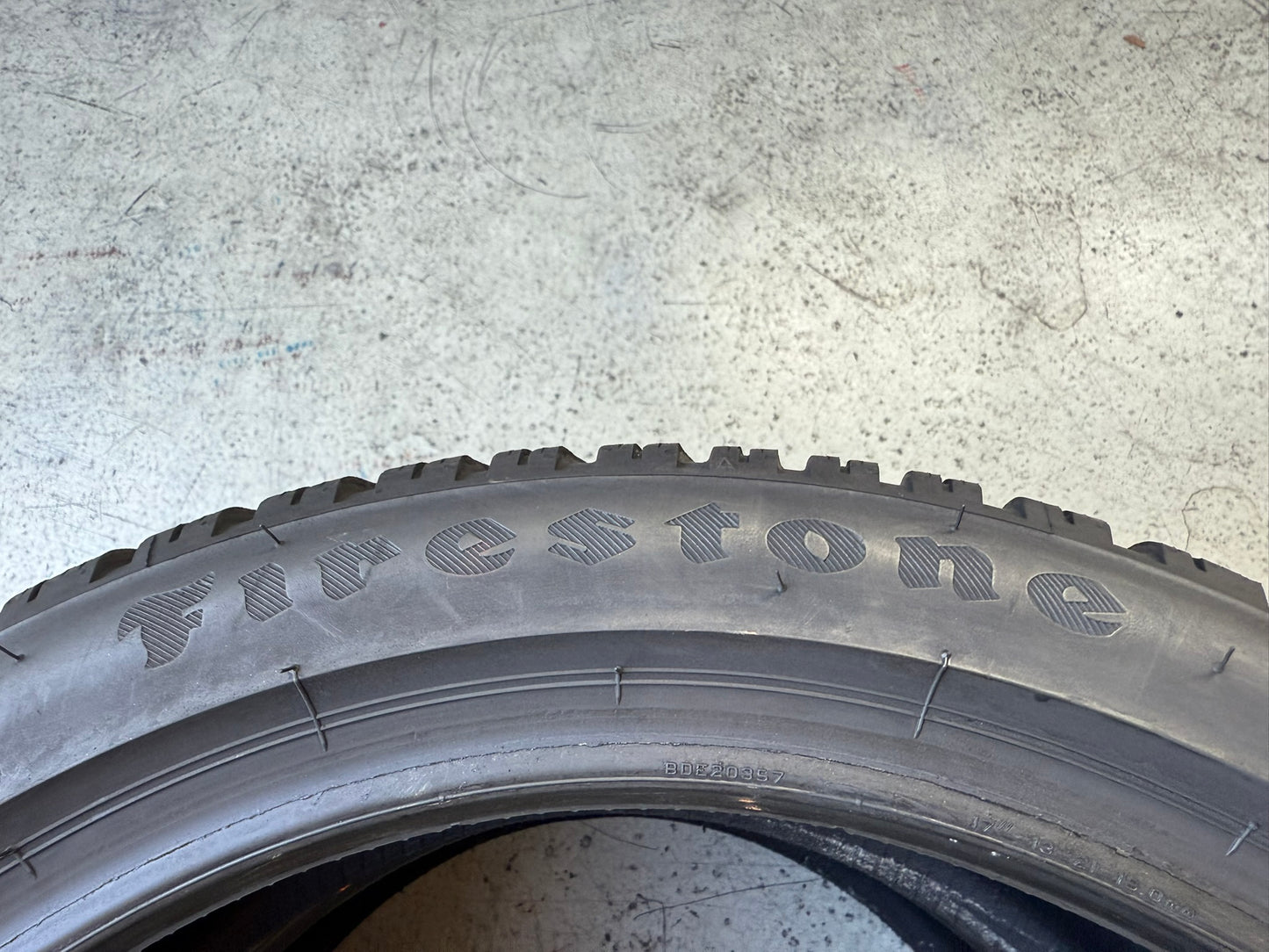 Usato: 2 Gomme 205/45R17 88V XL Firestone Invernali 85% residui