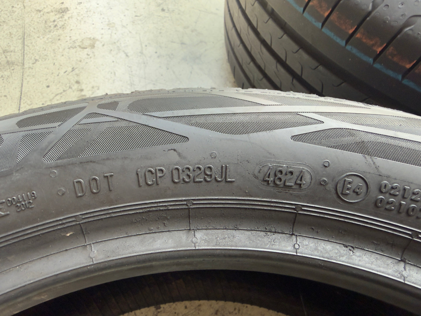 Usato: 4 Pneumatici Continental EcoContact 6 Q 215/50R18 92W AO Estivi 90/95% Residui