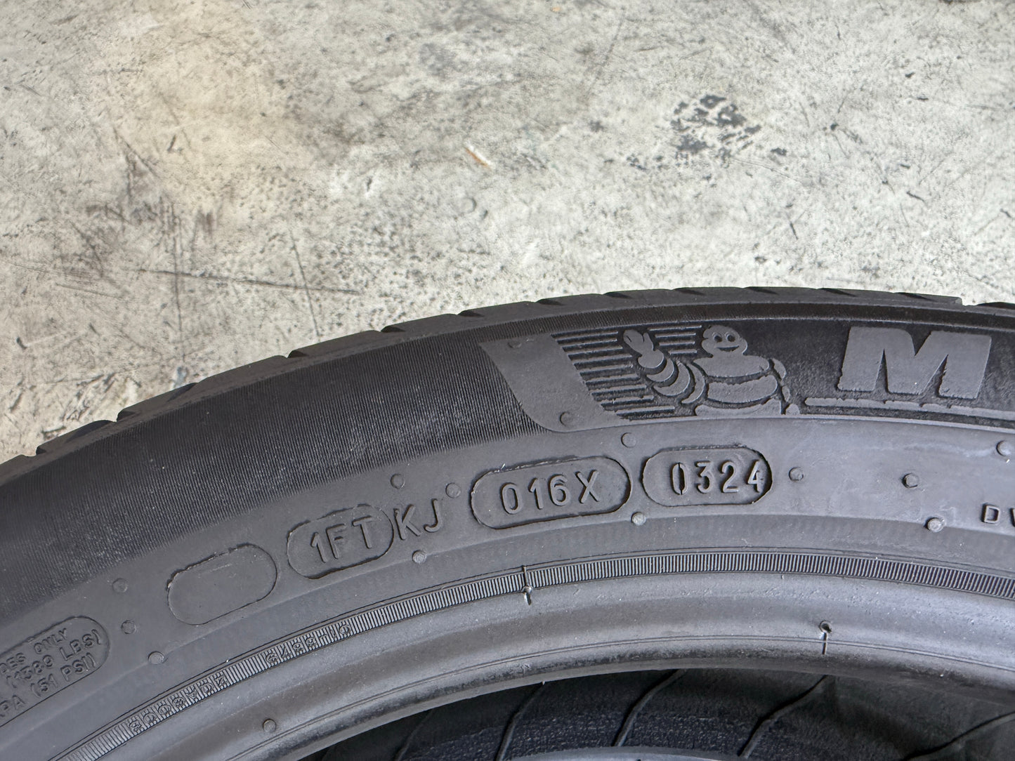 Usato: 2 Pneumatici Michelin e.Primacy 215/50R18 92W Estivi 85% Residui DOT 2024
