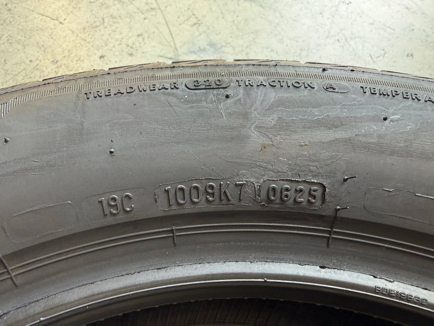 Usato: 2 Pneumatici Bridgestone Turanza T005 235/55R18 100V Estivi 90% Residui DOT 2025