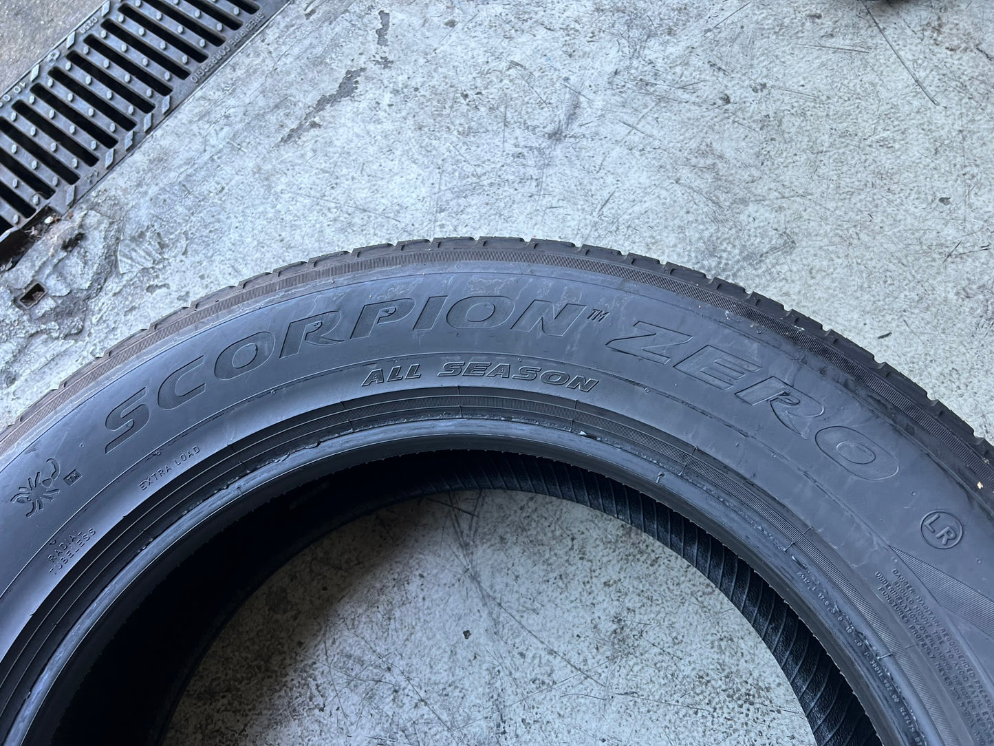Usato: 4 Gomme 255/60R20 113V XL Pirelli 4 Stagioni 80% residui