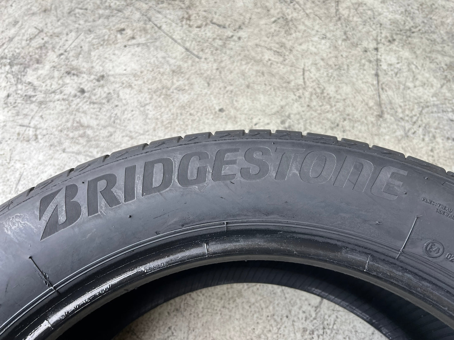 Usato: 4 Gomme 225/55R18 98V Bridgestone estive 90% residui
