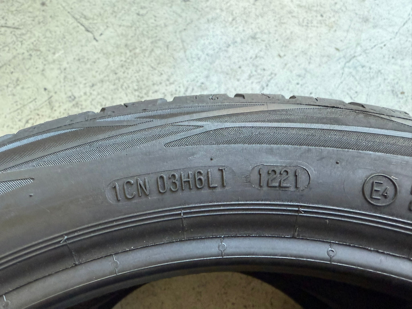 Usato: 2 Gomme 205/45R17 88H XL Continental Estive 85% residui