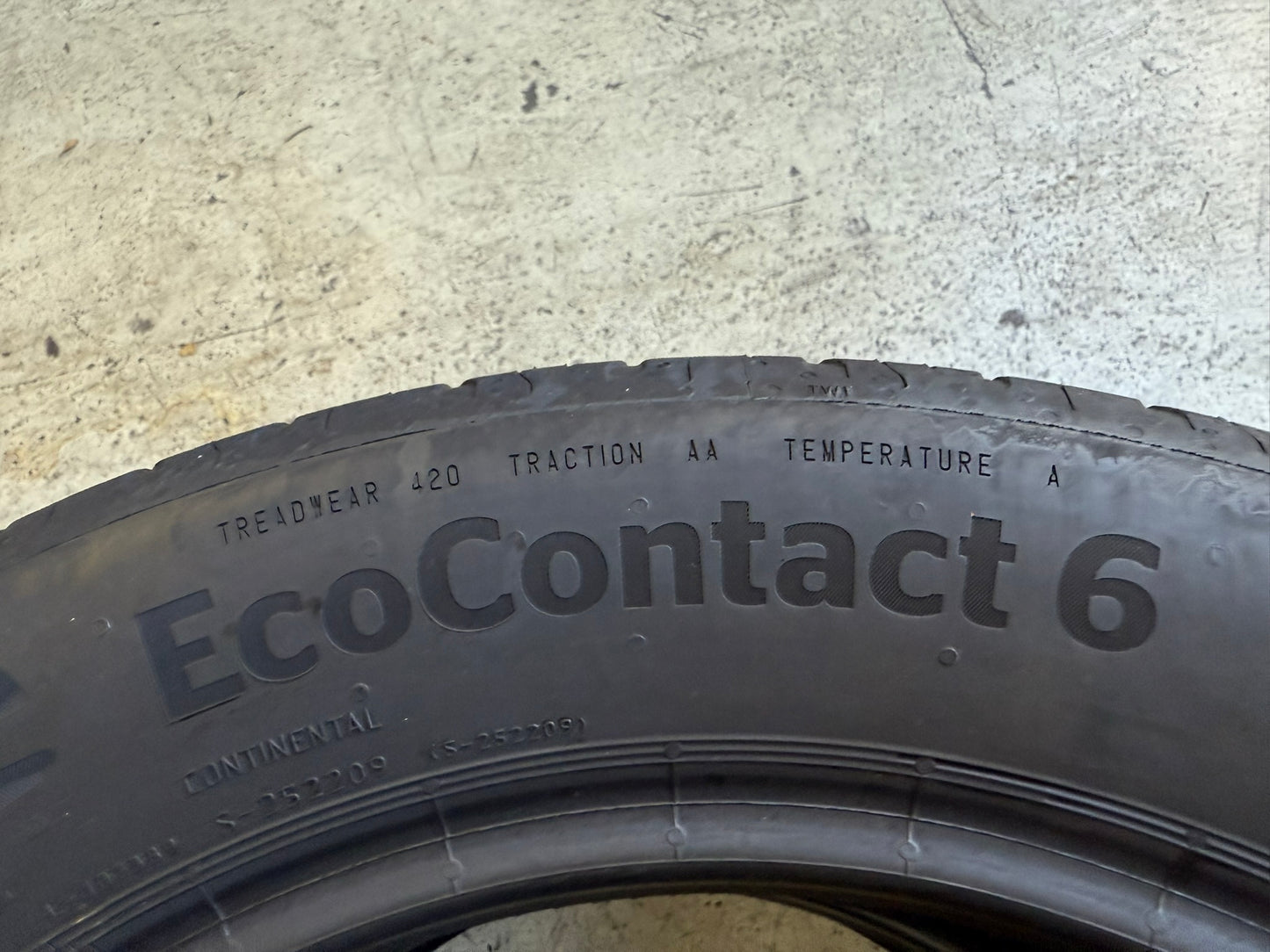 Usato: 2 Gomme 195/55R16 87H Continental Estive 80% residui