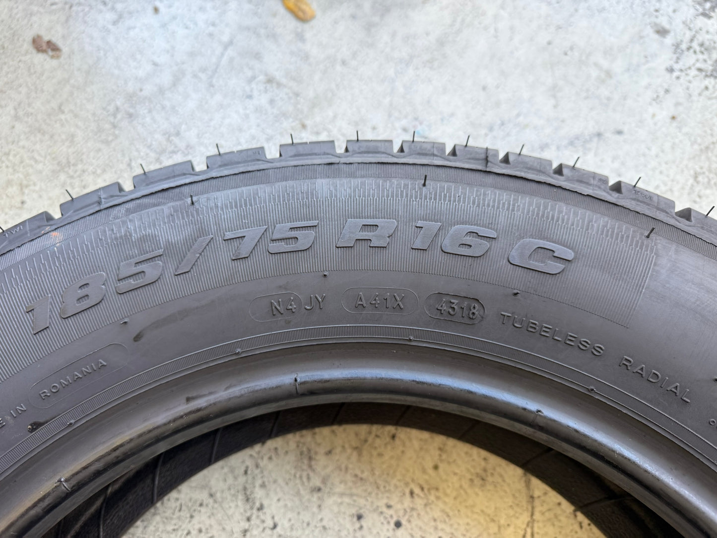 Usato: 6 Gomme 185/75R16C 104/102R BFGoodrich Estive 90% residui