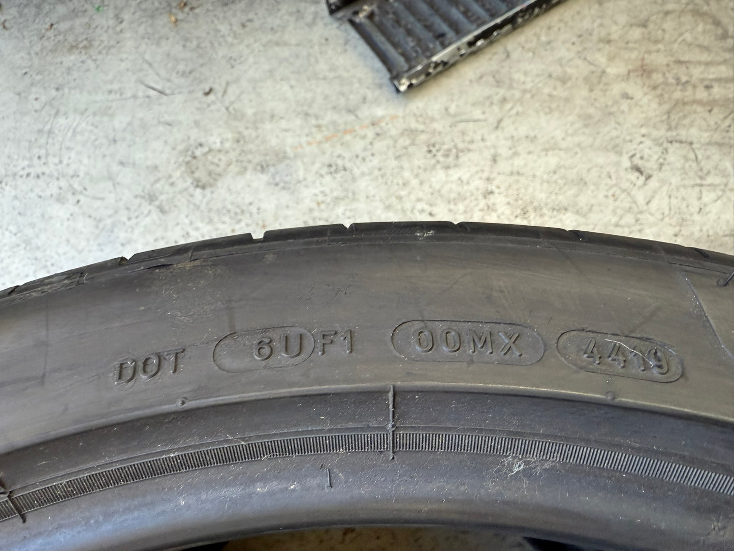 Usato: 2 Gomme 315/30R21 105Y XL MO1 Michelin Estive 85% residui