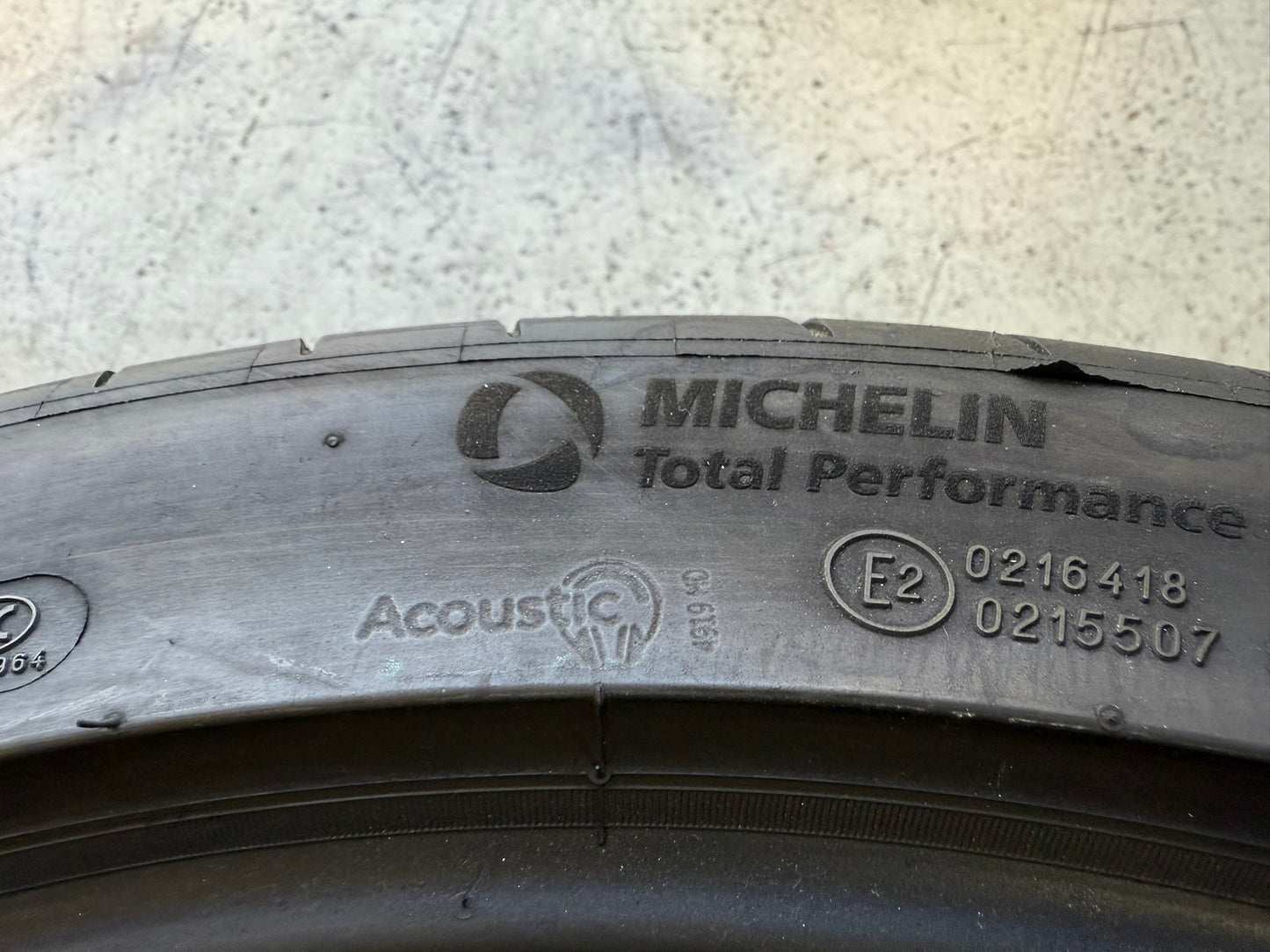 Usato: 2 Gomme 315/30R21 105Y XL MO1 Michelin Estive 85% residui