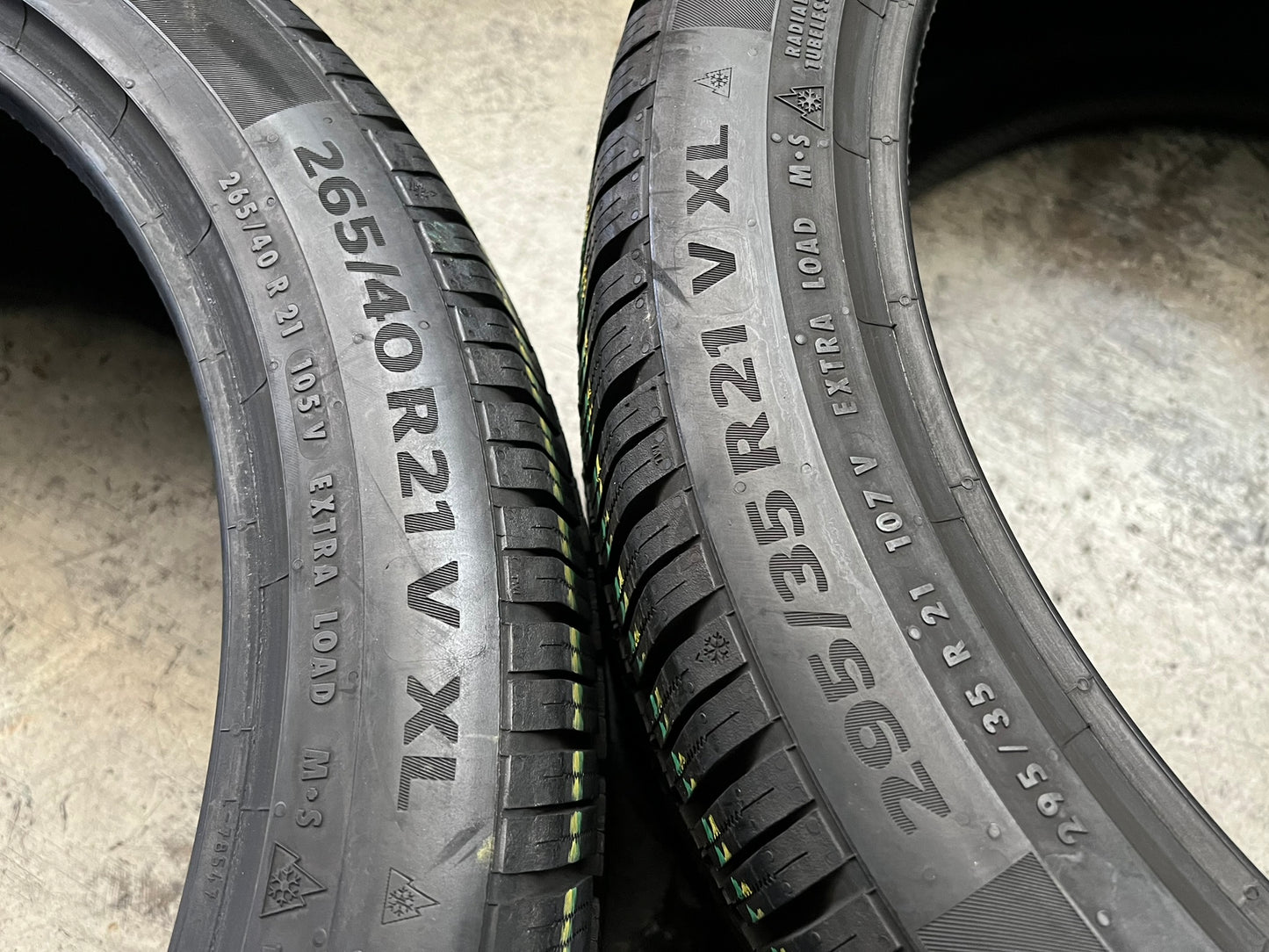 Usato: 4 Gomme 295/35R21 e 265/40R21 Continental invernali 90-95% residui
