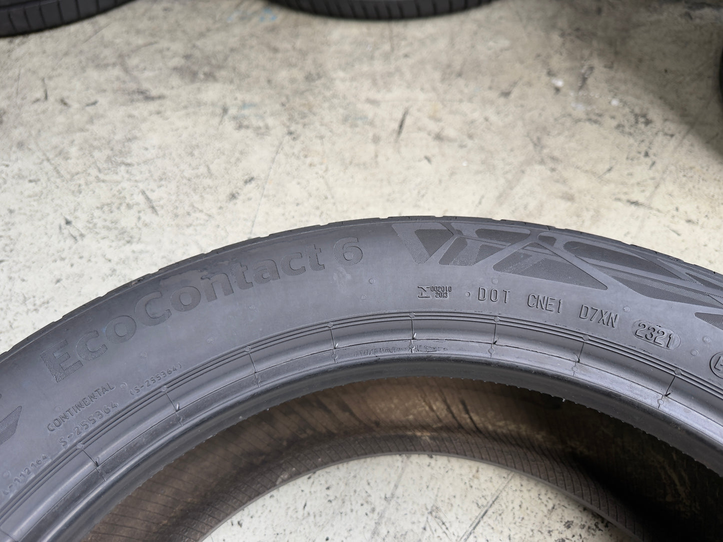 Usato: 4 Pneumatici Continental EcoContact 6 205/55R17 91V Estivi 85-90% Residui
