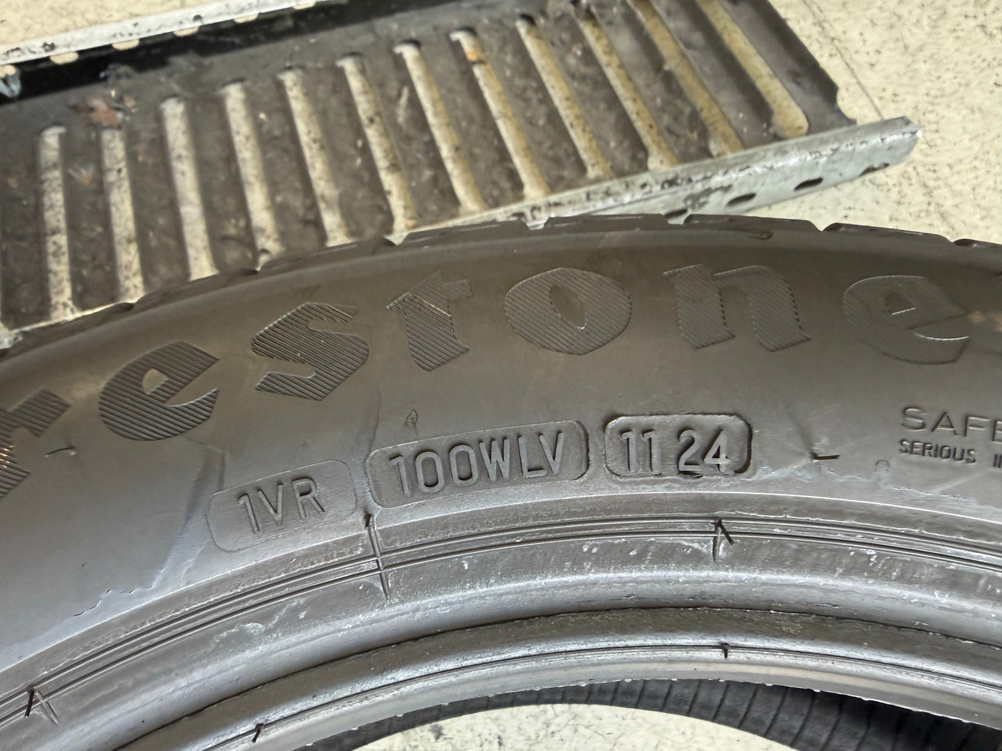 Usato: 4 Pneumatici Firestone Roadhawk 2 Enliten 205/55R17 95V XL Estivi 90% Residui