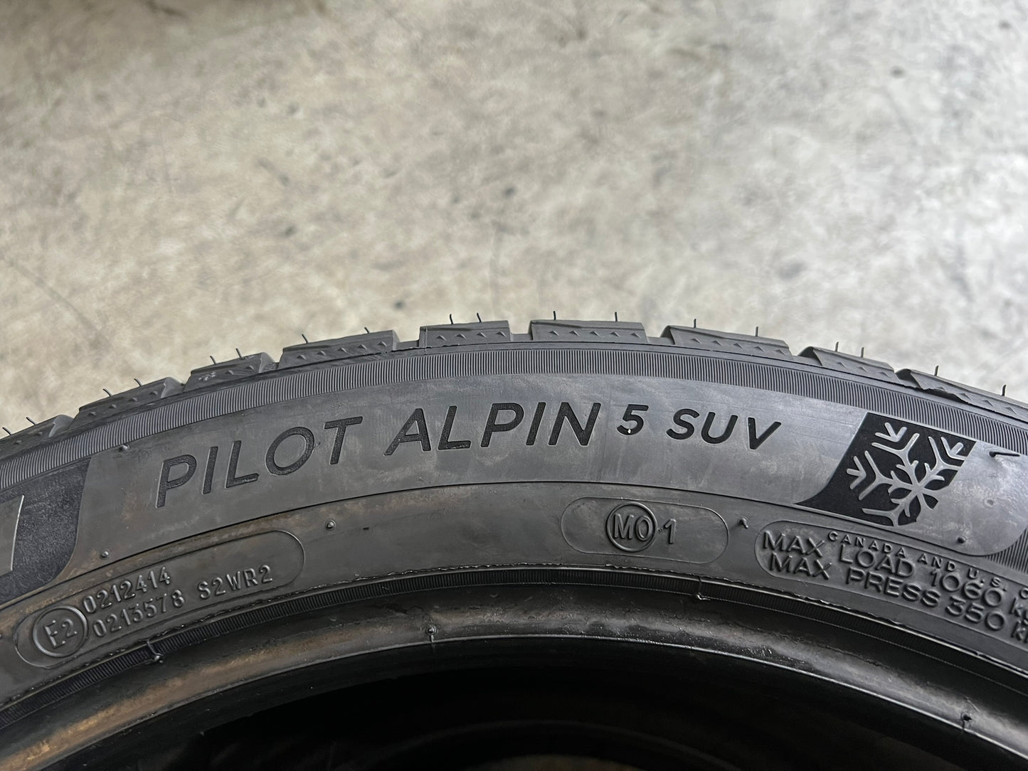 Usato: 2 Gomme 295/40R20 110V XL Michelin invernali 80% residui