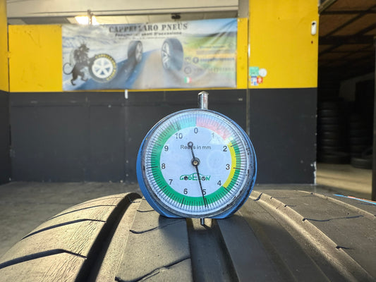 Usato: 2 Gomme 245/35R19 93Y XL Pirelli Estive 85% residui