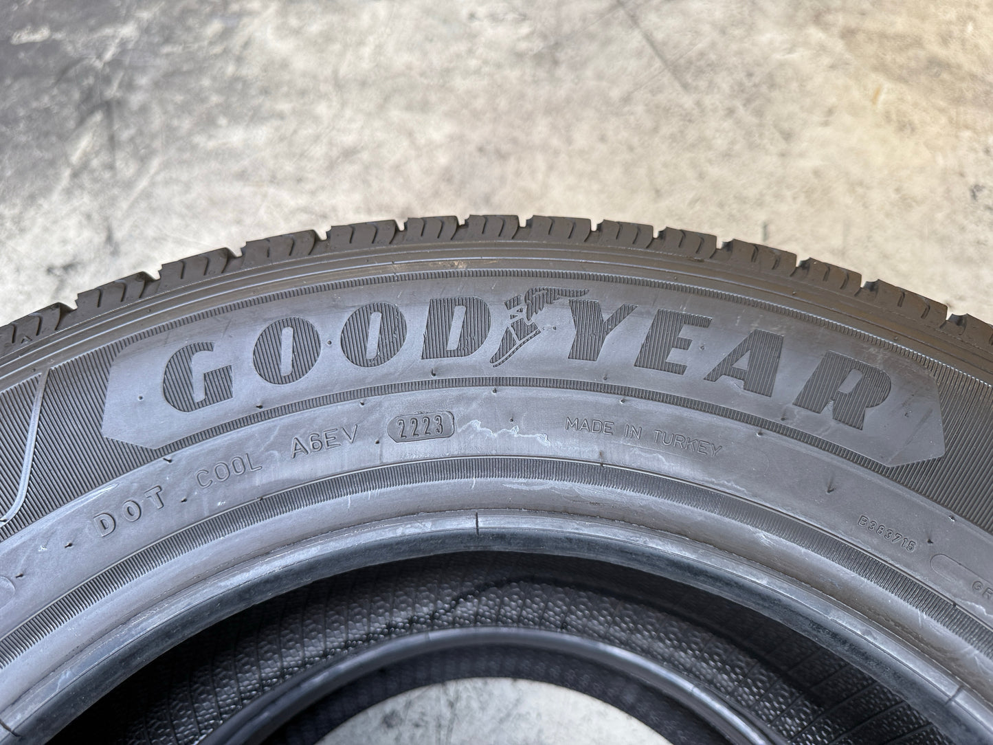 Usato: 2 Pneumatici Goodyear EfficientGrip Cargo 215/65R16C 106/104H Estivi 90% Residui