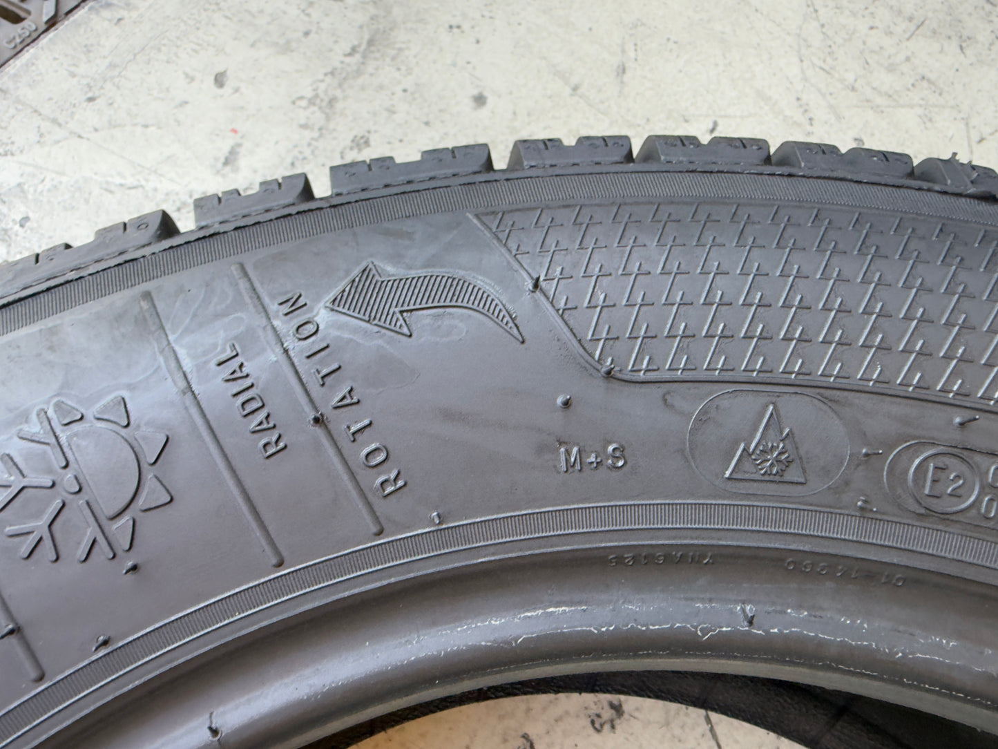 Usato: 4 Pneumatici Kleber Transpro 4S 215/65R16C 109/107R 8PR 4 Stagioni 90% Residui