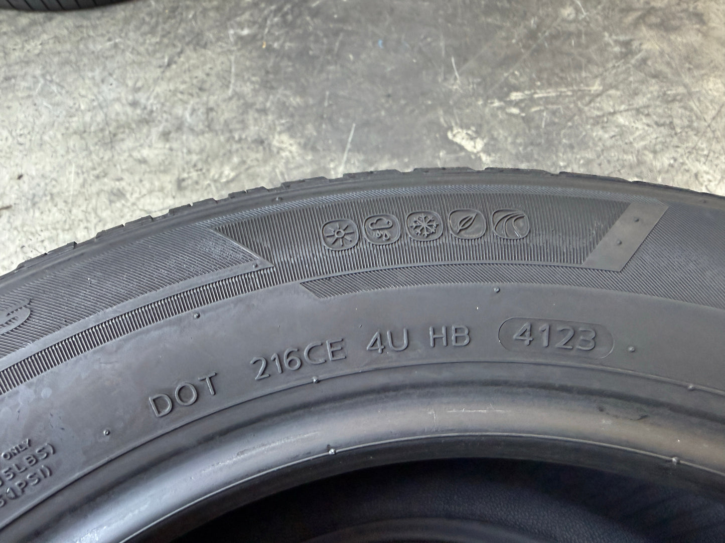 Usato: 2 Pneumatici Hankook Kinergy 4S2 H750 195/60R15 88V 4 Stagioni 90% Residui