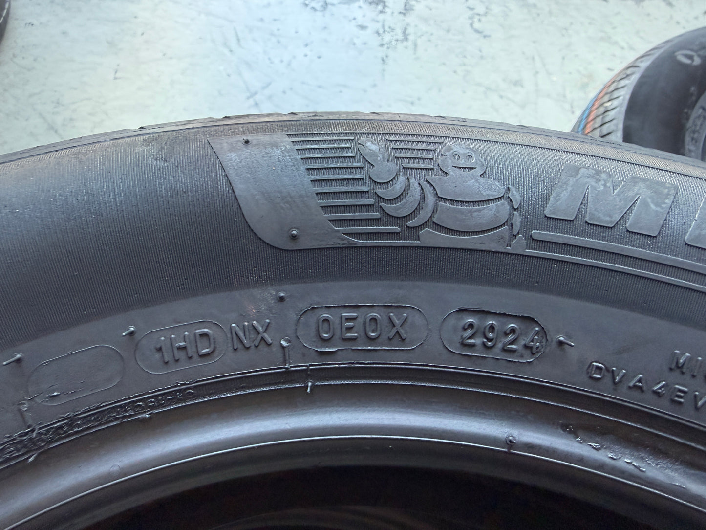 Usato: 4 Pneumatici Michelin e.Primacy / Primacy 4 185/65R15 92T-88T Estive 85% Residui