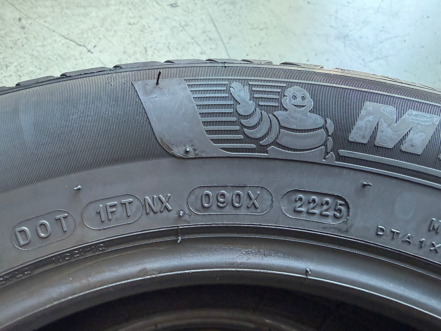 Usato: 2 Pneumatici Michelin Primacy 4 185/65R15 88T Estivi 85% Residui DOT 2025