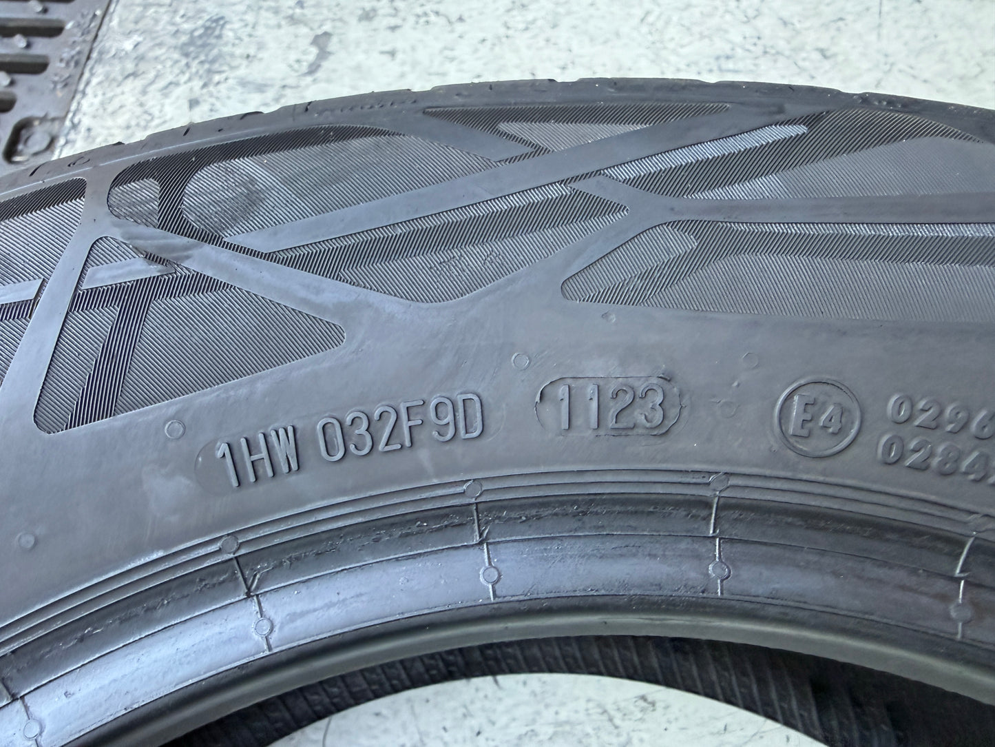 Usato: 4 Pneumatici Continental EcoContact 6 185/65R15 88H Estive 85% Residui
