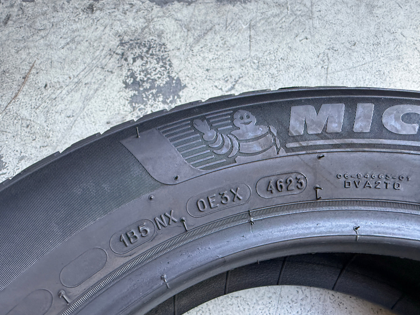 Usato: 4 Pneumatici Michelin CrossClimate 2 185/65R15 88H/92V XL 4 Stagioni 85% Residui