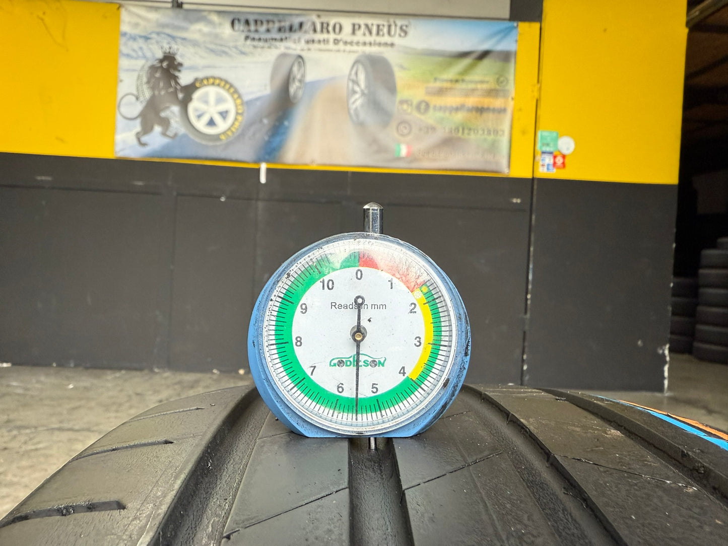 Usato: 2 Gomme 215/55R17 94V Bridgestone estive 80% residui