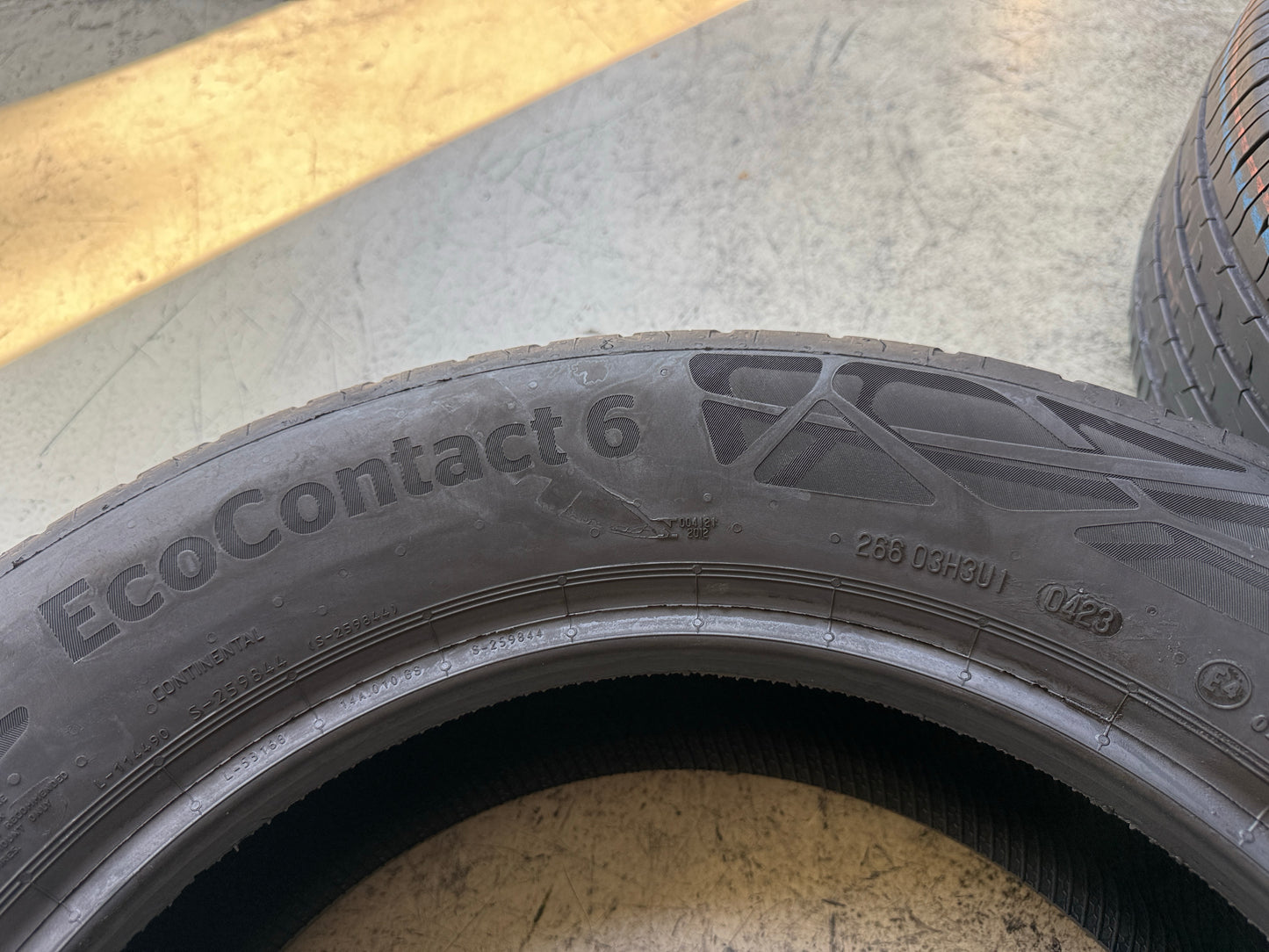 Usato: 4 Pneumatici Continental EcoContact 6 205/60R16 92H EVc Estive 90% Residui