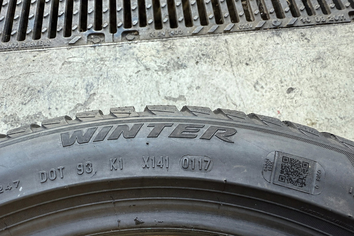 Usato: 2 Gomme 225/45R18 95H XL RSC Pirelli Sottozero 3 Invernali 95% residui