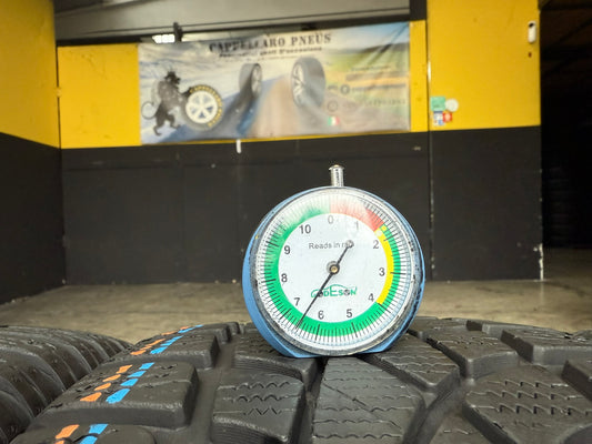 Usato: 4 Gomme 205/50R17 93H XL Dunlop Invernali 90% residui