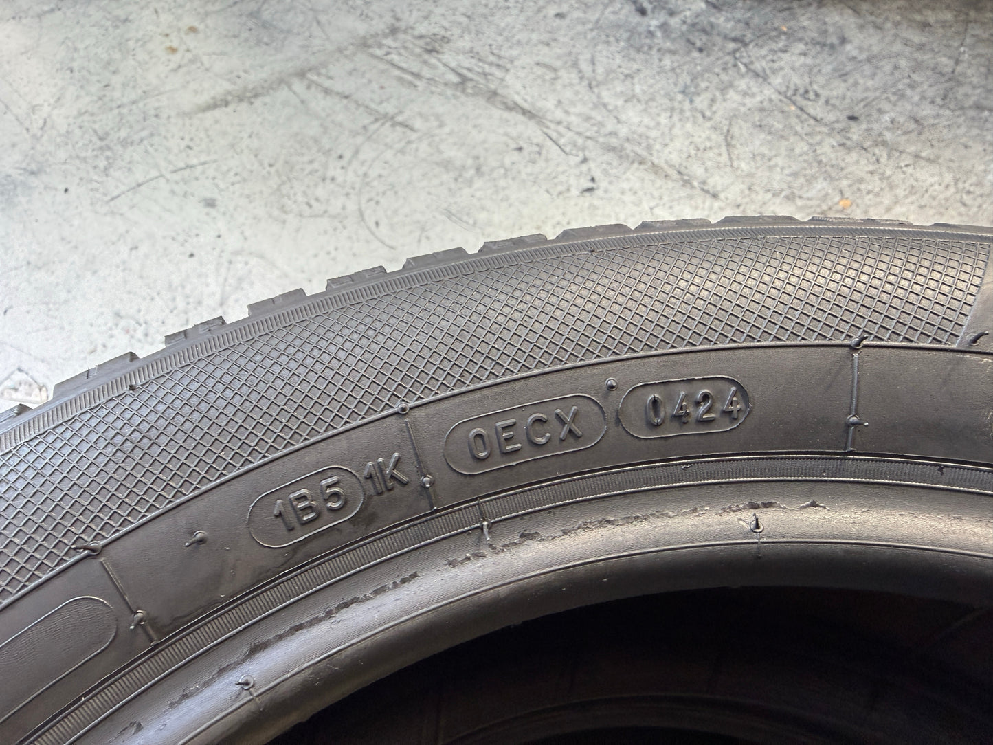 Usato: 2 Pneumatici Kleber Quadraxer 3 195/55R16 87V 4 Stagioni 90% Residui