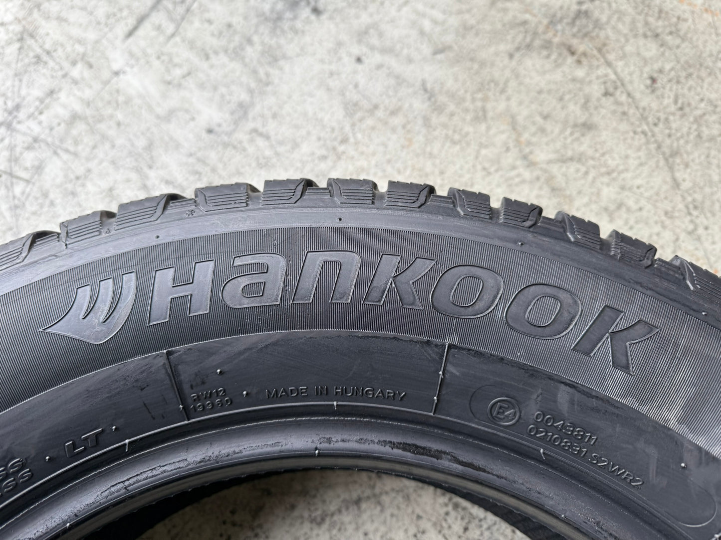 Usato: 4 Gomme 215/65R16 C 109/107T Hankook invernali 80% residui