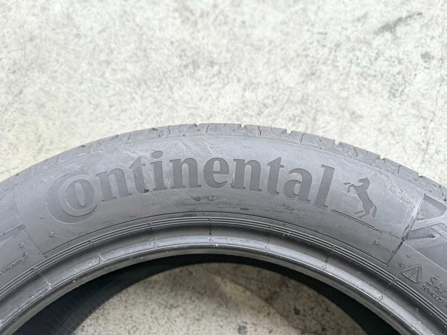 Usato: 4 Gomme 215/55R17 94V Continental estive 85% residui