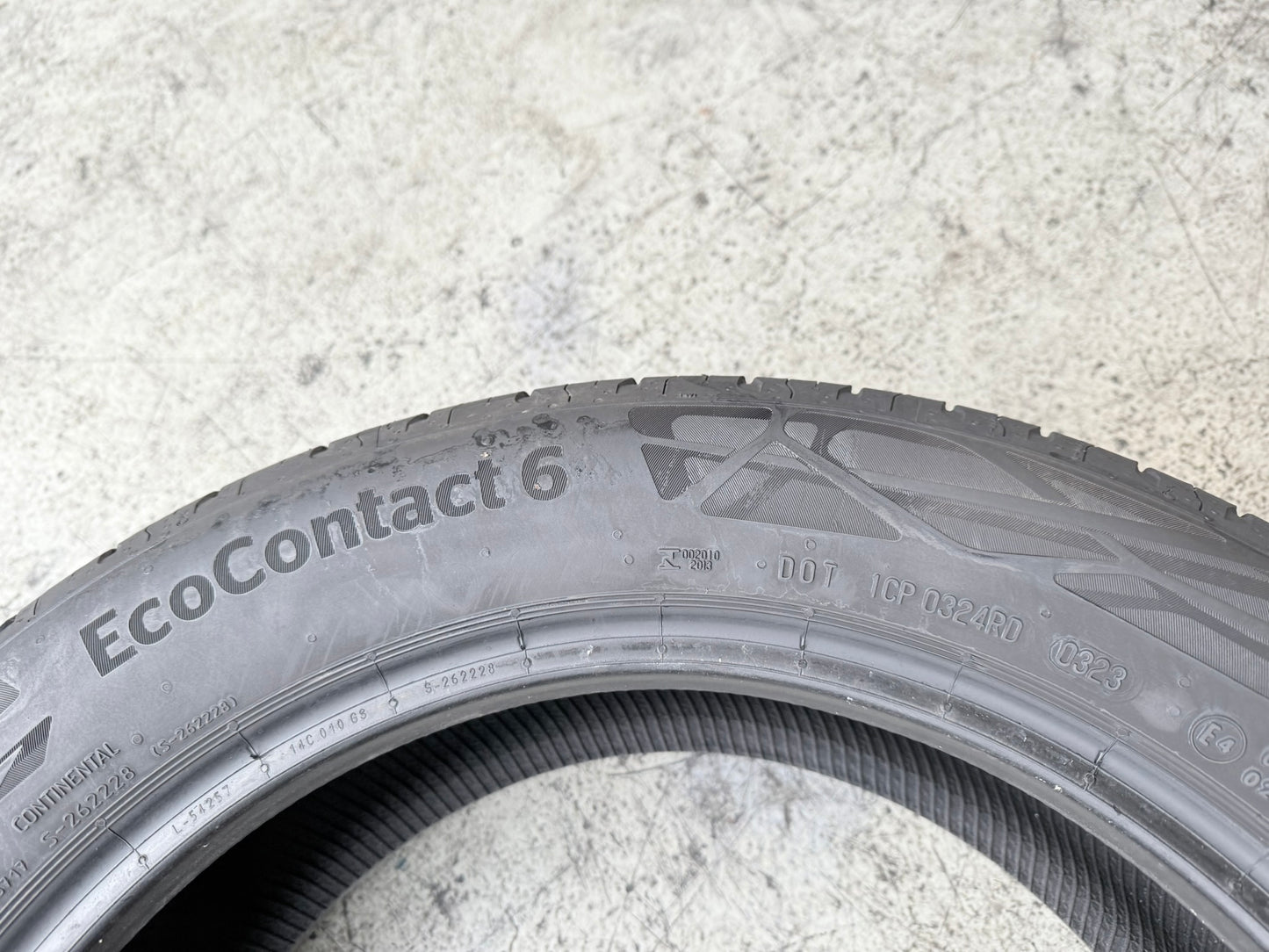 Usato: 4 Gomme 215/55R17 94V Continental estive 85% residui