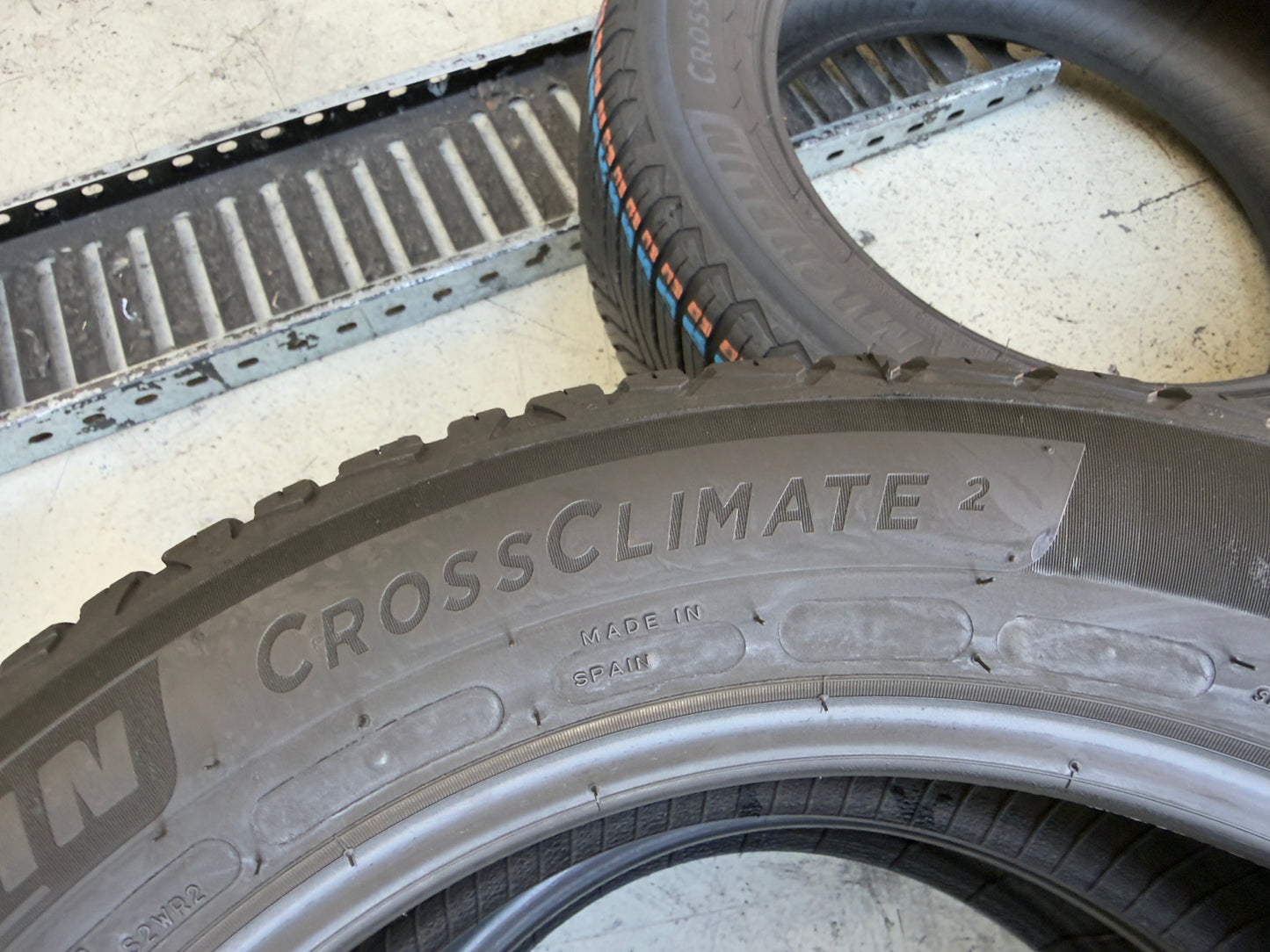 Usato: 4 Pneumatici Michelin CrossClimate 2 205/55R16 91H/91V 4 Stagioni 80% Residui