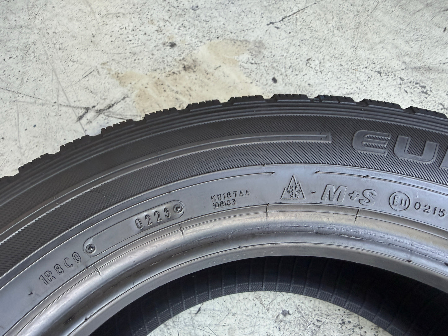 Usato: 4 Pneumatici Falken Euroall Season VAN11 225/60R16C 105/103T 4 Stagioni 90-95% Residui