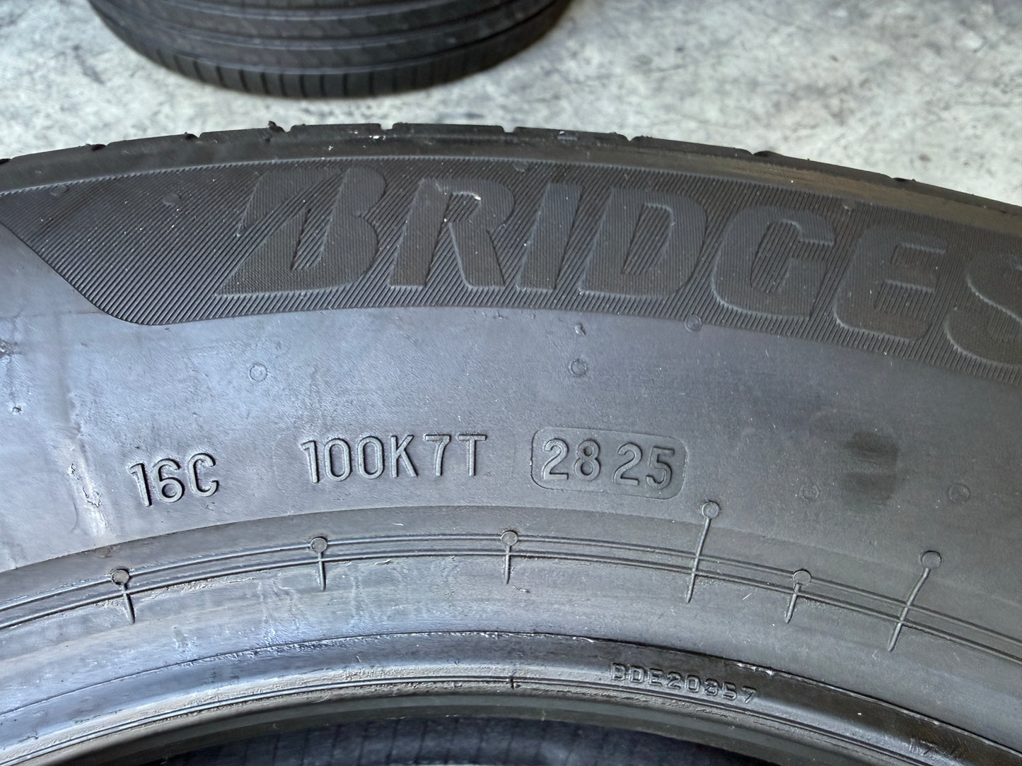 Usato: 4 Pneumatici Bridgestone Turanza 6 215/60R17 96H Enliten Estivi 95% Residui