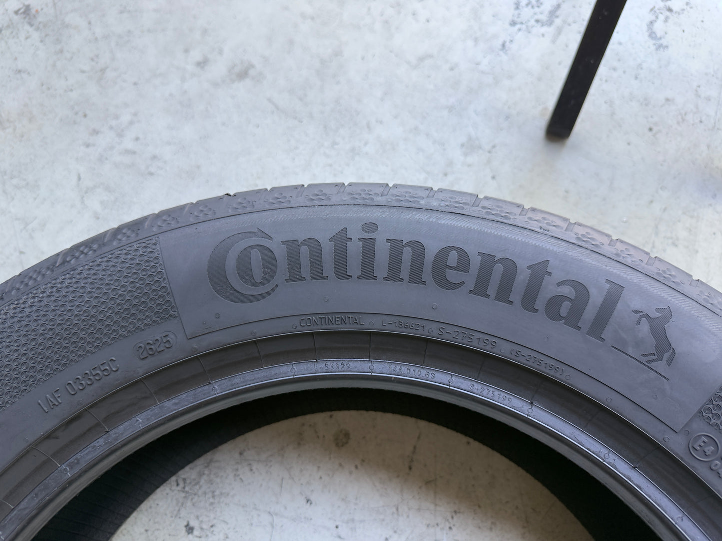 Usato: 4 Pneumatici Continental EcoContact 7 215/60R17 96H EVc FR Estivi 85% Residui