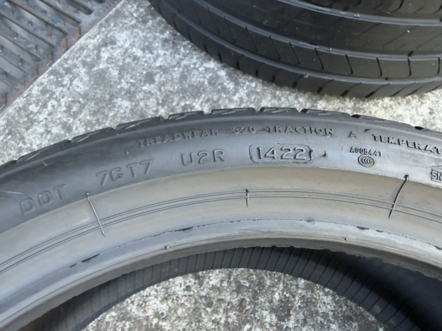 Usato: 4 Pneumatici Bridgestone Turanza T005 225/40R18 92Y XL Estivi 85% Residui