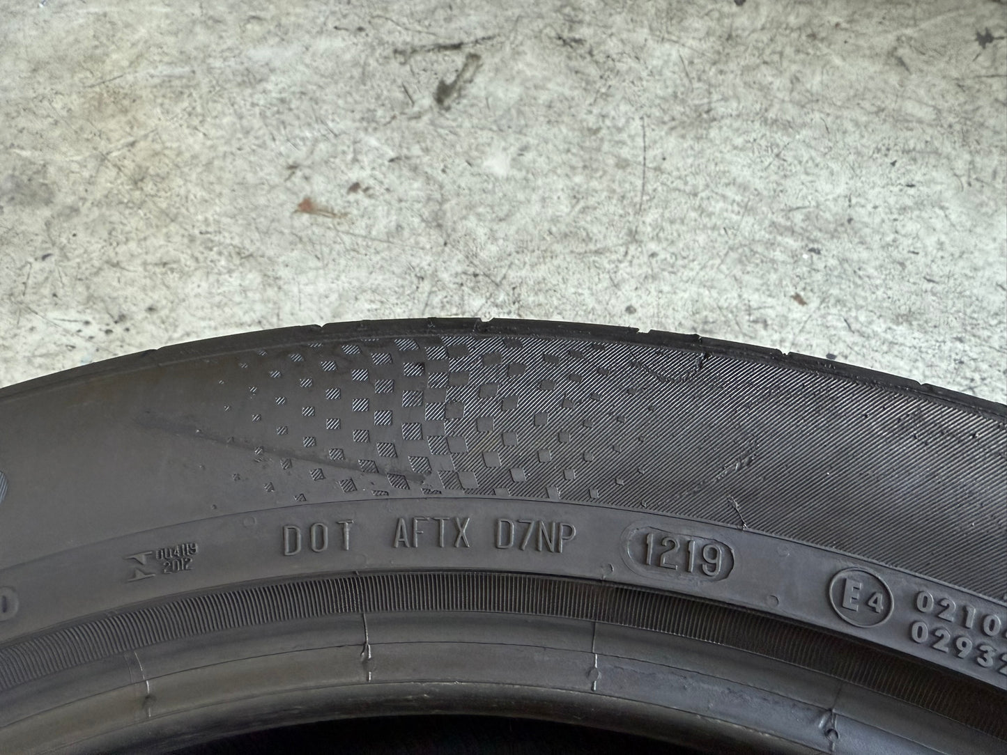 Usato: 2 Gomme 315/40R21 111Y XL Continental Estivi 85% Residui