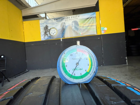 Usato: 2 Gomme 225/60R18 100V Michelin Estivi 95% Residui